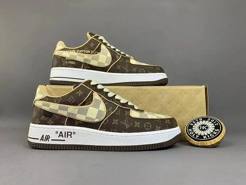 LV ARCH LICHT SNEAKER 7